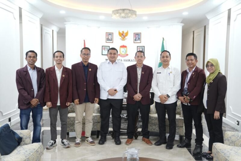 Wali Kota Makassar, Munafri Arifuddin menerima audiensi dari jajaran DPD Persatuan Perawat Nasional Indonesia (PPNI) Kota Makassar di Kantor Balaikota, Rabu (18/6/2025)