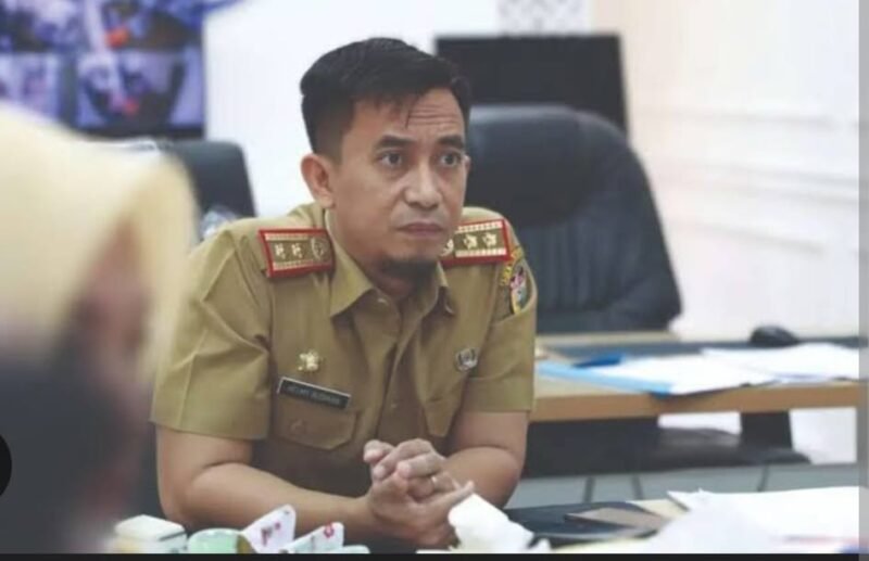 Kepala DLH Kota Makassar, Helmi Budiman