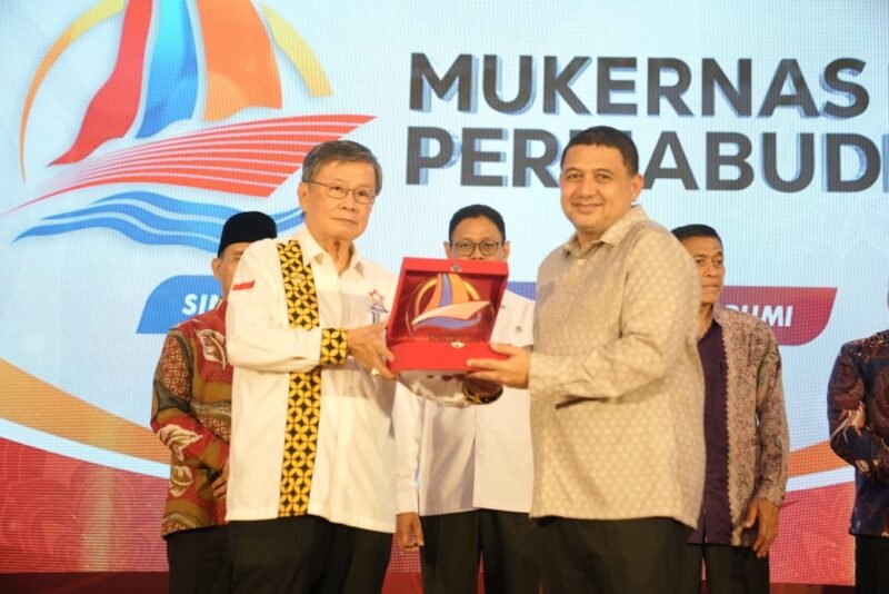 Wali Kota Makassar, Munafri Arifuddin, menghadiri Musyawarah Kerja Nasional (Mukernas) IV Persatuan Umat Buddha Indonesia (Permabudhi) yang digelar di Hotel Aston Makassar, Sabtu (28/6/2025)