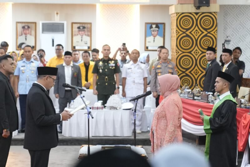 Dewan Perwakilan Rakyat Daerah (DPRD) Kota Makassar resmi menggelar Rapat Paripurna Pengucapan Sumpah/Janji Pengganti Antar Waktu (PAW) Anggota DPRD Kota Makassar sisa masa jabatan 2024–2029, Senin (30/6/2025)