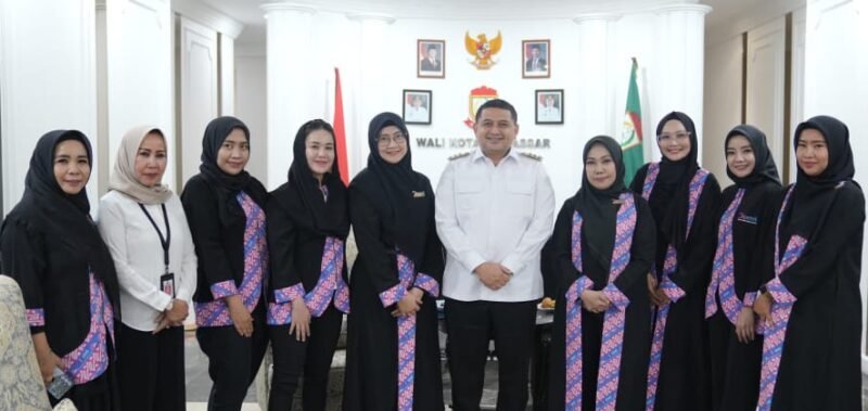 Wali Kota Makassar, Munafri Arifuddin, menerima audiensi dari jajaran Ikatan Pengusaha Muslimah Indonesia (IPEM) Kota Makassar di Balai Kota Makassar, Rabu (25/6/2025).
