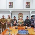Wakil Wali Kota Makassar, Aliyah Mustika Ilham menerima audiensi jajaran pengurus Lembaga Dakwah Islam Indonesia (LDII) Kota Makassar, di ruang kerja Wakil Wali Kota, Balai Kota Makassar, Senin (7/7/2025)