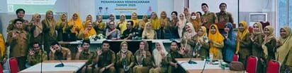 Dinkes Kota Makassar menggelar kegiatan Peningkatan Kapasitas Petugas Kesehatan dalam Penanganan Kebencanaan Tahun 2025 yang berlangsung selama dua hari, pada 21–22 Juli 2025, bertempat di Aula Dinas Kesehatan Kota Makassar