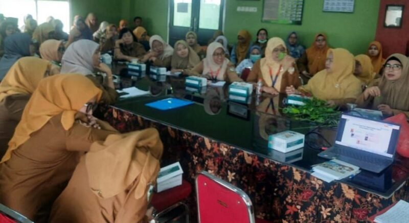 Dinas Kesehatan Kota Makassar menggelar Workshop Asuhan Mandiri Pemanfaatan Tanaman Obat Keluarga (TOGA) dan Akupresuren di Puskesmas Kassi-Kassi, Rabu (16/7/2025)