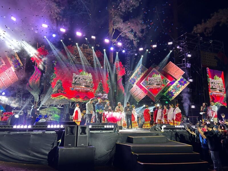 Bupati Gowa, Sitti Husniah Talenrang
secara resmi membuka event pariwisata tahunan Pemerintah Kabupaten Gowa, Beautiful Malino 2025 di Kawasan Hutan Pinus Malino, Rabu (9/7/2025) malam kemarin