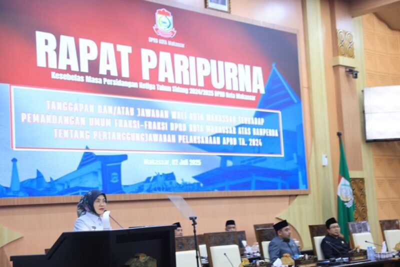 Wakil Wali Kota Makassar, Aliyah Mustika Ilham menghadiri Rapat Paripurna Kesebelas Masa Persidangan Ketiga Tahun Sidang 2024/2025 DPRD Kota Makassar, di Ruang Rapat Paripurna, Kantor DPRD Kota Makassar, Rabu (2/7/2025).