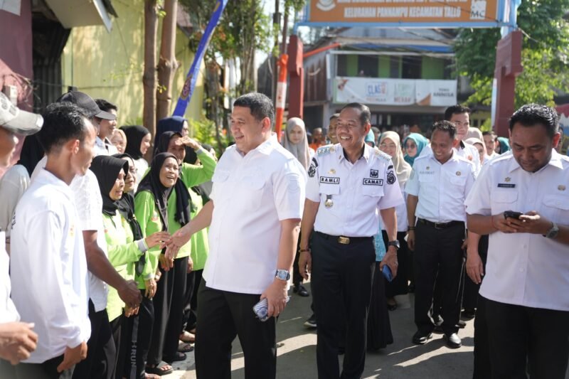Kepala Dinas Kesehatan Kota Makassar, dr. Nursaidah Sirajuddin, M.Kes, turut hadir menyambut rombongan tim verifikasi di Kelurahan Panampu, Kecamatan Tallo, Kota Makassar, Rabu (23/7/2025)