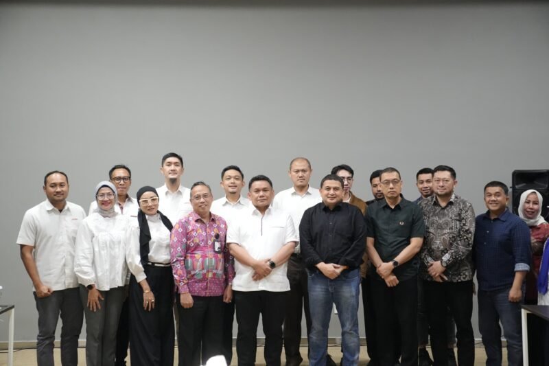 Wali Kota Makassar, Munafri Arifuddin  melakukan studi lapangan ke PT Jakarta Propertindo (Jakpro), salah satu perseroda andalan milik Pemerintah Provinsi DKI Jakarta, Rabu (30/7/2025)