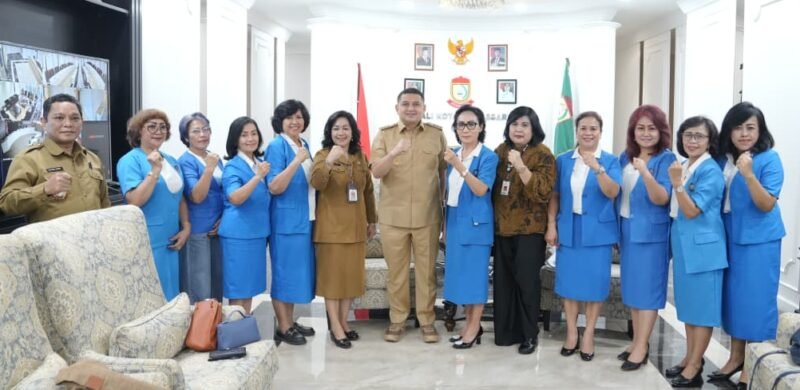 Wali Kota Makassar, Munafri Arifuddin, menerima audiensi dari DPC PWKI Makassar di Balai Kota, Selasa (19/8/2025)