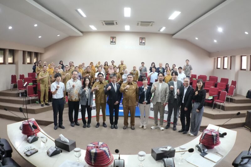 Wali Kota Makassar, Munafri Arifuddin menerima kunjungan kehormatan Konsul Jenderal Jepang di Makassar, Ohashi Koichi di Kantor Balaikota Makassar, Selasa (05/8/2025)