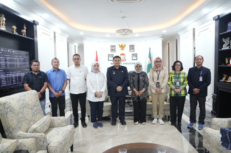 Wali Kota Makassar, Munafri Arifuddin, didampingi Wakil Wali Kota Makassar, Aliyah Mustika Ilham menerima kunjungan dari Lembaga Perlindungan Saksi dan Korban (LPSK) yang dipimpin Wakil Ketua LPSK RI, Sri Suparyati, di Balai Kota Makassar, Rabu (3/09/2025)