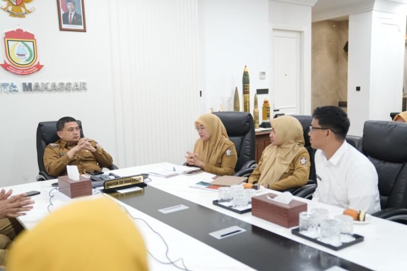 Wali Kota Makassar, Munafri Arifuddin mengikuti Rapat Koordinasi Nasional yang digelar secara virtual dari Kantor Balaikota Makassar, Senin (29/9/2025)