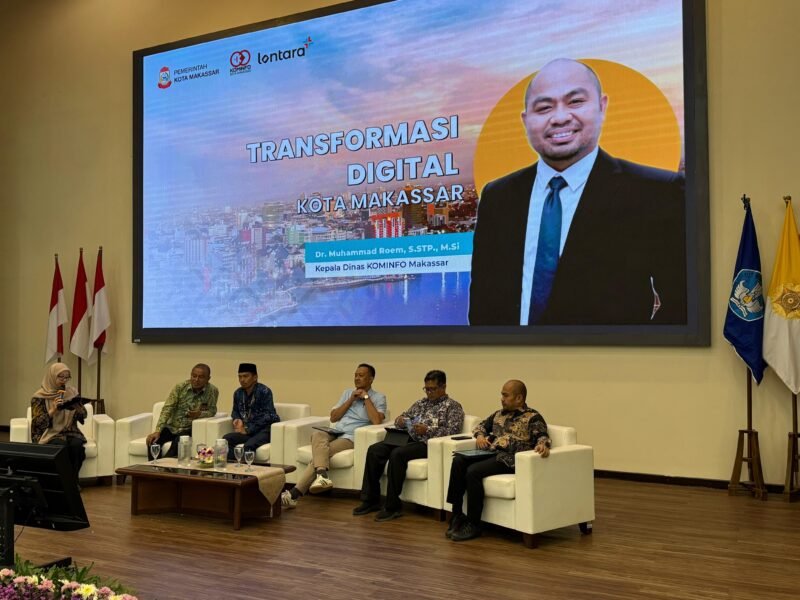 epala Dinas Komunikasi dan Informatika (Diskominfo) Kota Makassar Dr. Muhammad Roem jadi pembicara dalam Seminar Nasional Gadjah Mada Digital Transformation Governance Index (GMD-DTGI)