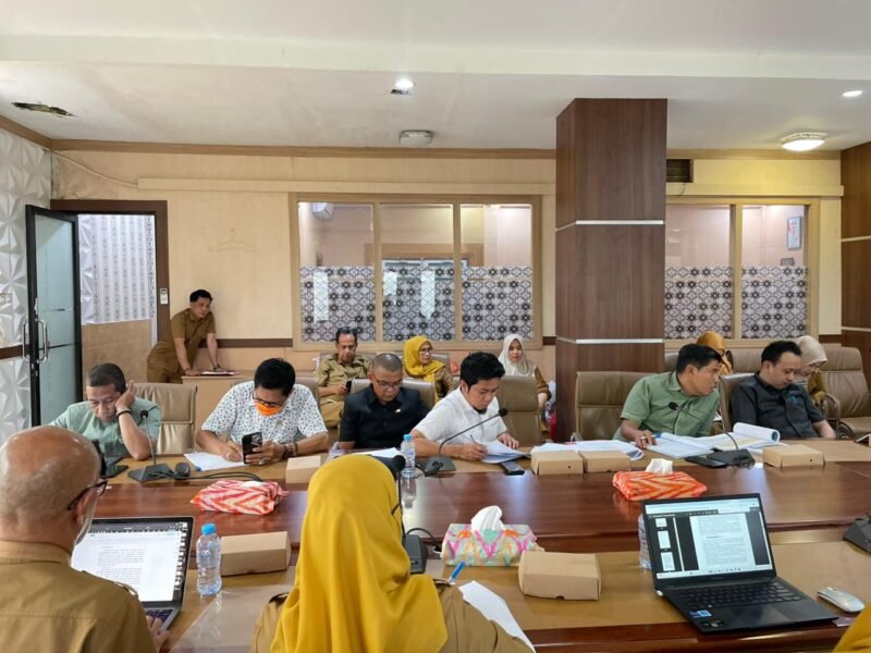 Banggar DPRD Kabupaten Wajo menggelar rapat pembahasan Prioritas dan Plafon Anggaran Sementara (PPAS) 2026 dengan menempatkan Tunjangan Pegawai (TPP) sebagai agenda utama, Senin (6/10/2025)