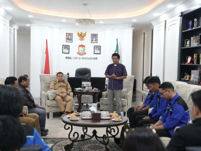 Wali Kota Makassar, Munafri Arifuddin, menerima audiensi dari Panitia Konferensi XXIV PPGT Klasis Makassar Tengah dan Panitia Konferensi V Persekutuan Pemuda Gereja Toraja Klasis Makassar, di Balai Kota Makassar, Selasa (7/10/2025)