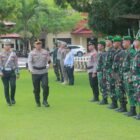 Personel Kodim 1406/Wajo turut mengambil bagian dalam Apel Gelar Pasukan Operasi Zebra Pallawa Tahun 2025 yang digelar di Lapangan Mapolres Wajo, Jalan Rusa, Desa Assorajang, Kecamatan Tanasitolo, Kabupaten Wajo, pada Senin, 17 November 2025