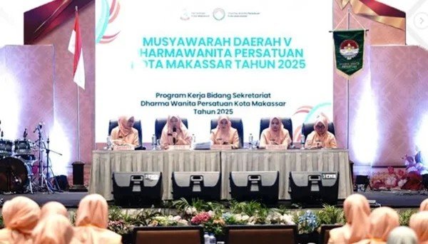  Dharma Wanita Persatuan (DWP) Disperkim Kota Makassar menghadiri Musyawarah Kota (Muskot) V DWP Kota Makassar. Acara ini digelar di Hotel Claro Makassar, Rabu (03/12/2025)