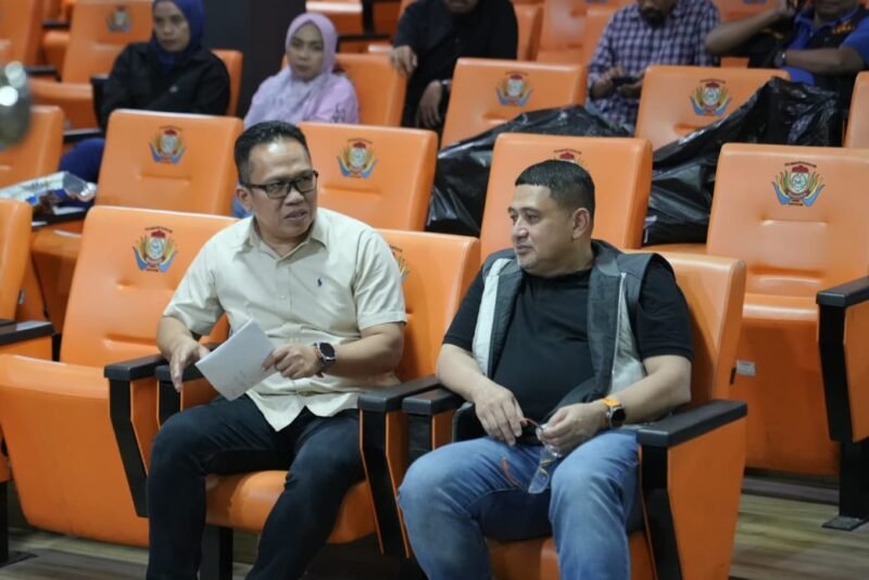 Wali Kota Munafri Arifuddin melakukan pengecekan langsung terhadap kesiapan teknis di Kecamatan Rappocini, Minggu (30/11/2025) malam, sekitar pukul 22.45 WITA