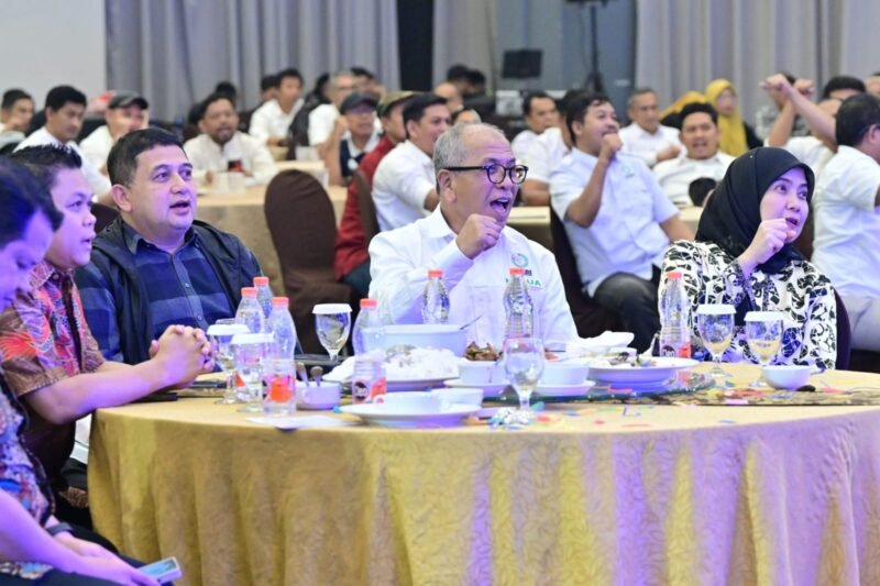 Wali Kota Makassar, Munafri Arifuddin, bersama Wakil Wali Kota Makassar, Aliyah Mustika Ilham, kompak menghadiri Pelantikan Pengurus Provinsi Persatuan Olahraga Domino Indonesia (PORDI) Sulawesi Selatan Periode 2026–2029 yang digelar di Maxone Hotel Makassar, Rabu (21/1/2026)