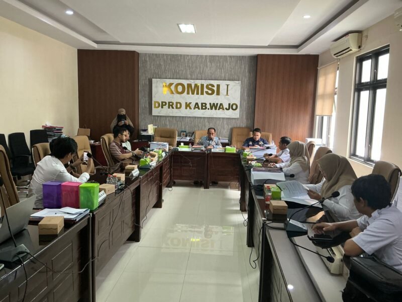 Komisi I DPRD Kabupaten Wajo menerima kunjungan audiensi dari Badan Pengawas Pemilu (Bawaslu) Kabupaten Wajo pada Rabu (28/01/2026)
