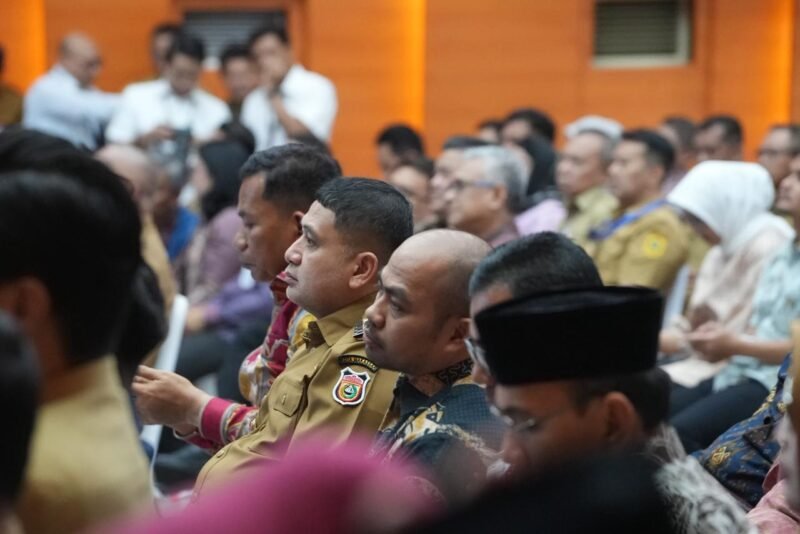 Wali Kota Makassar, Munafri Arifuddin,  menghadiri Kegiatan Sosialisasi Piloting Digitalisasi Bantuan Sosial dan Peran Pemerintah Daerah yang diselenggarakan oleh Kemendagri di Gedung Sasana Bhakti Praja, Gedung B Lantai 3, Jalan Medan Merdeka Utara, Jakarta, Selasa (3/2/2026)