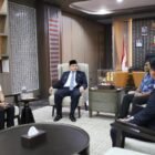 Perwakilan Kedutaan Besar Republik Singapura untuk Indonesia, Malik Vickland, melakukan kunjungan resmi ke Makassar dan bertemu langsung dengan Wali Kota Munafri Arifuddin di Kantor Balai Kota Makassar, Jumat (6/2/2026)