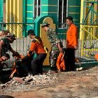 Kodim 1406/Wajo bersinergi dengan Pemerintah Daerah Kabupaten Wajo dan unsur pendidikan menggelar aksi kerja bakti masif bertajuk “Wajo Mappacing”, Selasa (10/2/2026)