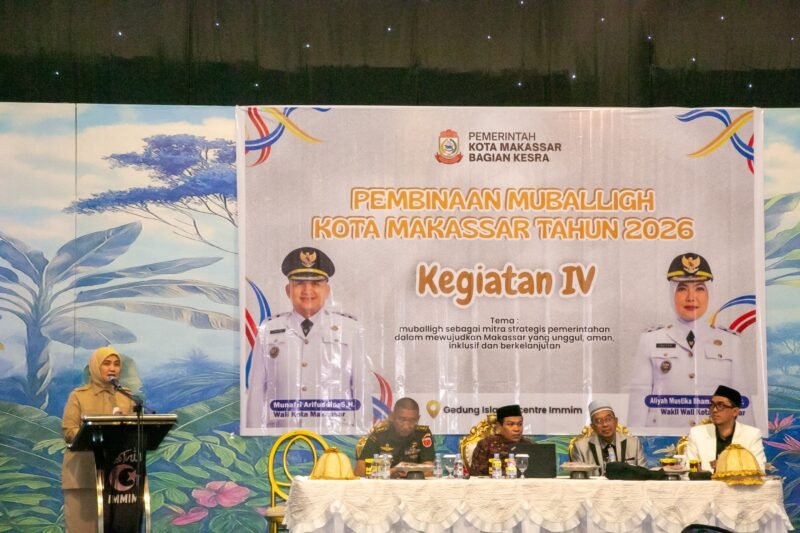 Wawali Kota Makassar, Aliyah Mustika Ilham, secara resmi menutup rangkaian Pembinaan Muballigh Kota Makassar Tahun 2026 Kegiatan IV di Gedung Islamic Centre IMMIM, Jl. Jenderal Sudirman, Selasa (10/2/2026)