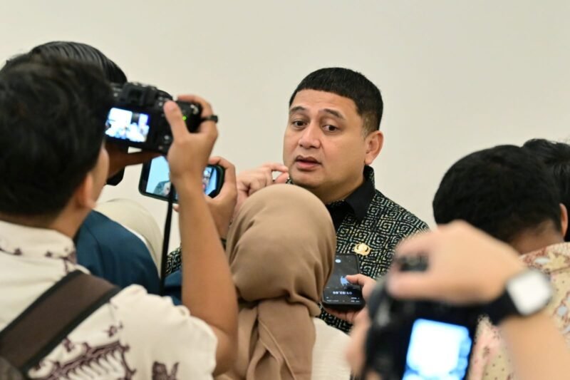 Wali Kota Makassar, Munafri Arifuddin memberikan keterangan terkait penataan PKL, Kamis (12/2/2026)