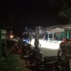 Koramil 1406-05/Majauleng jajaran Kodim 1406/Wajo melaksanakan kegiatan patroli dan siskamling bersama unsur Pemuda Panca Marga (PPM), FKPPI, serta tokoh masyarakat di wilayah Kabupaten Wajo, Minggu (15/2/2026)