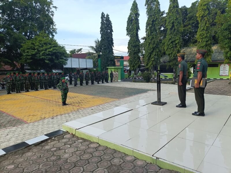 ebagai bentuk penguatan disiplin dan pembinaan satuan, Komando Distrik Militer (Kodim) 1406/Wajo menyelenggarakan Upacara Bendera 17-an yang berlangsung khidmat di lapangan Makodim 1406/Wajo, Jalan Kejaksaan No. 55, Kelurahan Bulupabbulu, Kecamatan Tempe, Kabupaten Wajo, pada Rabu (18/02/2026)