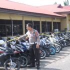 Tim gabungan dari Satuan Lalu Lintas (Sat Lantas), Satuan Samapta, dan piket fungsi Polres Wajo melakukan tindakan tegas terhadap aktivitas balap liar yang meresahkan masyarakat di Desa Tajo, Kabupaten Wajo, pada Senin (2/3/2026) dini hari