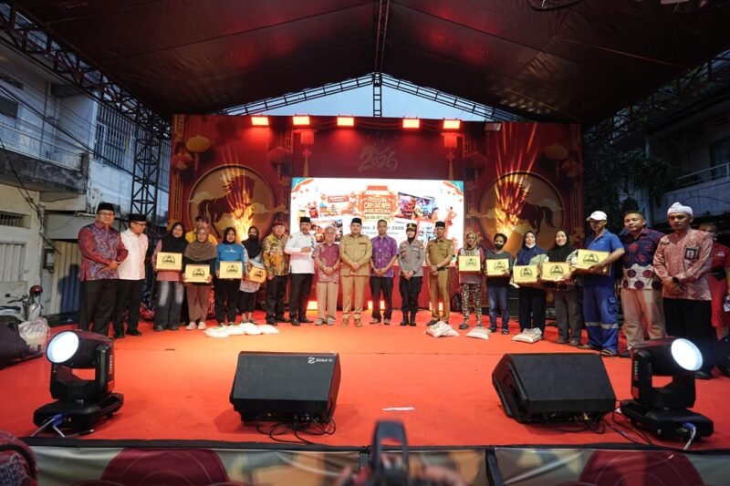 Wali Kota Makassar, Munafri Arifuddin menghadiri kegiatan buka puasa bersama dalam rangka Festival Cap Go Meh Zou-Zou Makassar, yang diselenggarakan oleh WALUBI Sulsel, di Jalan Sulawesi, Selasa (3/3/2026)