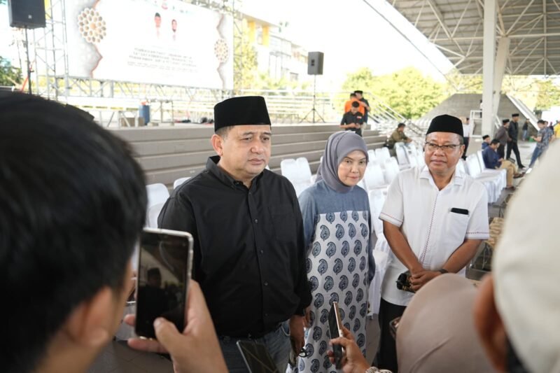 Wali Kota Makassar, Munafri Arifuddin memberikan keterangan pers terkait pemerintah kota tidak melarang pelaksanaan takbiran, Selasa (17/3/2026)