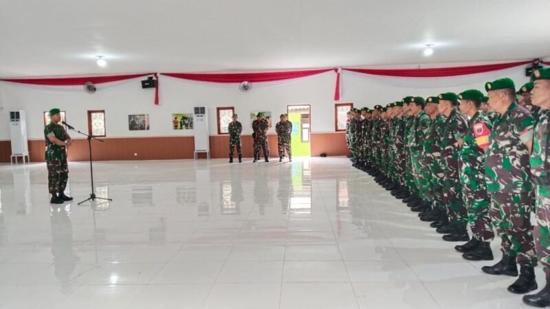 Kodim) 1406/Wajo mulai memberangkatkan personelnya untuk melaksanakan cuti Lebaran tahun 2026. Pelepasan gelombang pertama ini ditandai dengan apel pemberangkatan yang dipimpin langsung oleh Dandim 1406/Wajo, Letkol Inf Harianto, S.IP., di Gedung Serbaguna Makodim, Jalan Kejaksaan No. 55, Sengkang, Selasa (17/3/2026)