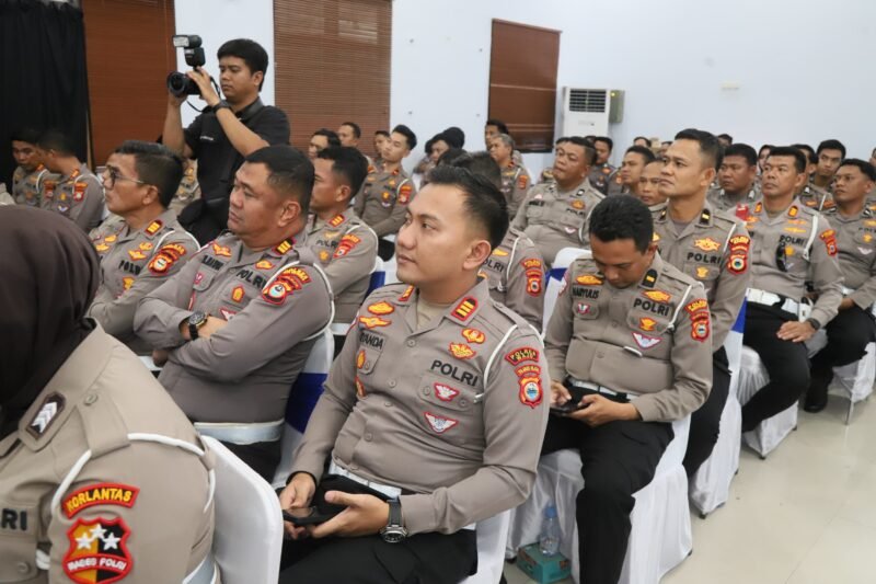 Sat Lantas Polres Wajo mengikuti kegiatan monitoring dan evaluasi Electronic Traffic Law Enforcement (ETLE) serta penanganan kecelakaan lalu lintas yang digelar Direktorat Penegakan Hukum (Ditgakkum) Korlantas Polri, Rabu (1/4/2026)