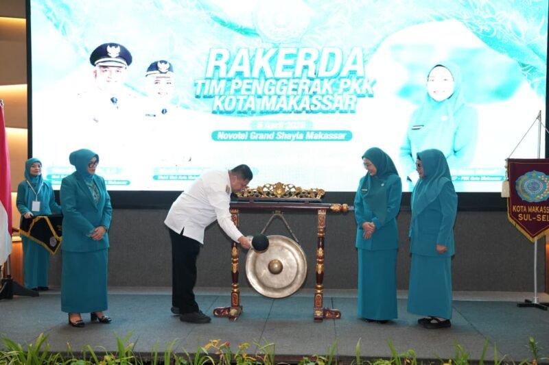 Wali Kota Makassar, Munafri Arifuddin menghadiri Kegiatan Rapat Kerja Tim Penggerak PKK Kota Makassar yang berlangsung di Novotel Grand Shayla Makassar, Rabu (8/4/2026)