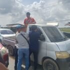 Kepolisian Sektor (Polsek) Urban Pitumpanua berhasil mengungkap tabir kasus pencurian pemberatan yang meresahkan warga Kelurahan Siwa, Kecamatan Pitumpanua. Tim Reskrim sukses meringkus terduga pelaku beserta sejumlah barang bukti setelah melakukan penyelidikan intensif selama beberapa waktu