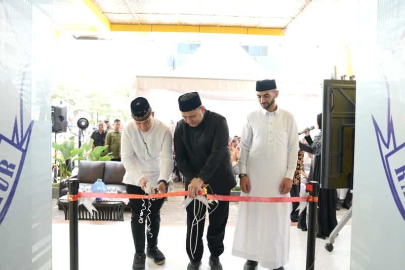 Wali Kota Makassar, Munafri Arifuddin,  meresmikan grand opening cabang ke-2 Sekolah Islam Terpadu (SIT) Raffasya Yayasan Baitul Makmur di Jalan A.P Pettarani, Sabtu (11/4/2026)