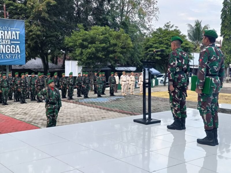 Pada Senin (27/04/2026), kegiatan upacara bendera Merah Putih digelar dengan khidmat di Lapangan Makodim 1406/Wajo, Jalan Kejaksaan No. 55, Kelurahan Bulupabbulu, Kecamat