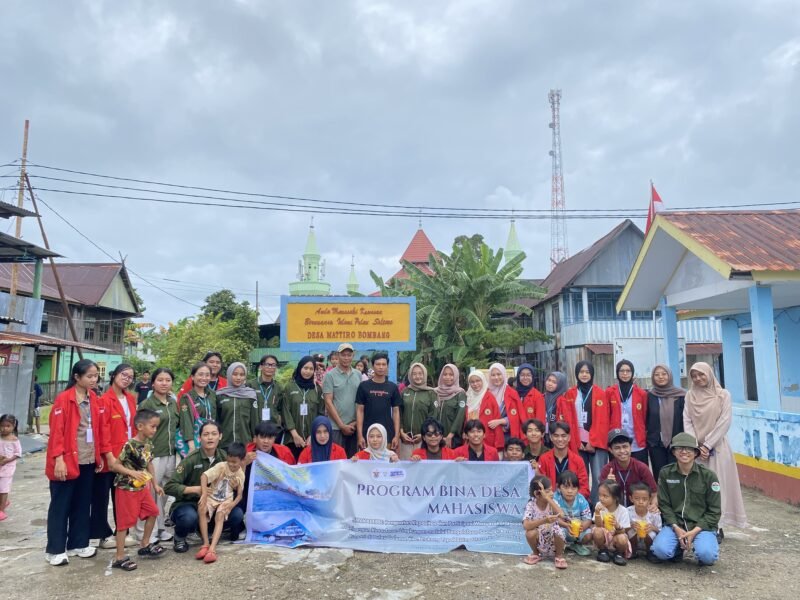 Keluarga Mahasiswa Sosiologi (Kemasos) Fakultas Ilmu Sosial dan Ilmu Politik (FISIP) Universitas Hasanuddin sukses melaksanakan program Bina Desa di Pulau Salemo, Desa Mattiro Bombang, Kabupaten Pangkep, pada 24-28 April 2026
