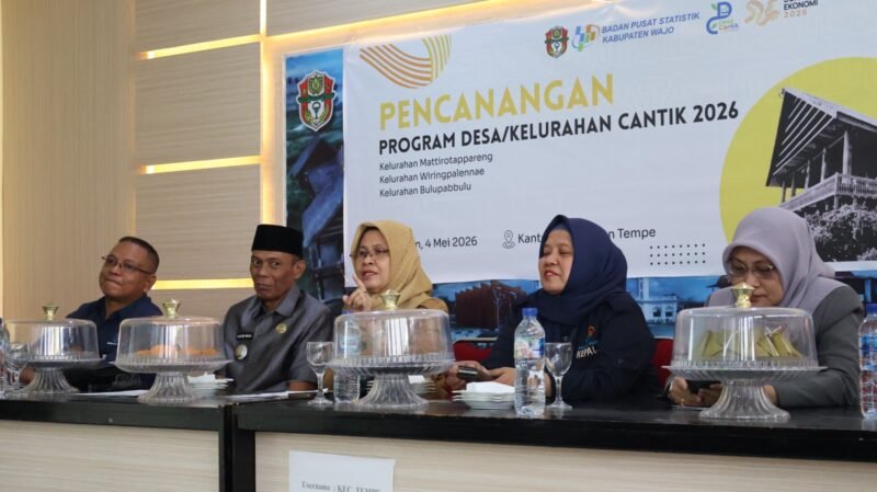Pemerintah Kabupaten Wajo bersama Badan Pusat Statistik (BPS) Kabupaten Wajo secara resmi mencanangkan sosialisasi Program Desa Cinta Statistik (Desa Cantik) Tahun 2026. Kegiatan ini dipusatkan di Aula Kantor Kecamatan Tempe, Senin (4/5/2026)