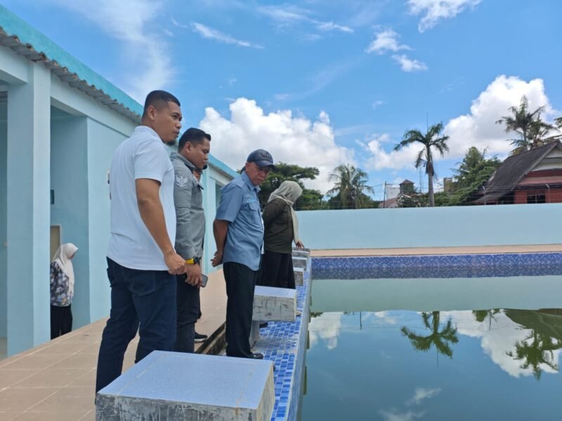 Kepala Dinas Pemuda dan Olahraga Sulsel didampingi PLT Kadispora Wajo, M. Taufik Razak dan Ketua KONI Wajo, H Hermansyah melakukan peninjauan venue Rabu, 13 Mei 2026