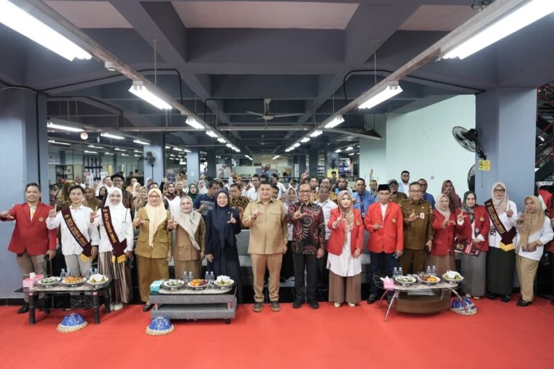 Wali Kota Makassar, Munafri Arifuddin menjadi pembicara kunci pada kegiatan talkshow literasi dalam rangka Hari Buku Nasional Tahun 2026, yang digelar oleh Perpustakaan Universitas Hasanuddin, Senin (18/5/2026)
