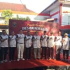 Wali Kota Makassar, Munafri Arifuddin, menghadiri acara puncak Dies Natalis ke-74 Fakultas Hukum Universitas Hasanuddin yang berlangsung di pelataran Fakultas Hukum Universitas Hasanuddin, Sabtu (23/5/2026)