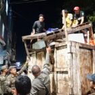 Penataan dan penertiban aktivitas pedagang di kawasan sepanjang Jalan Veteran Utara, dan pasar Kubis Kecamatan Bontoala, Minggu (24/5/2026)