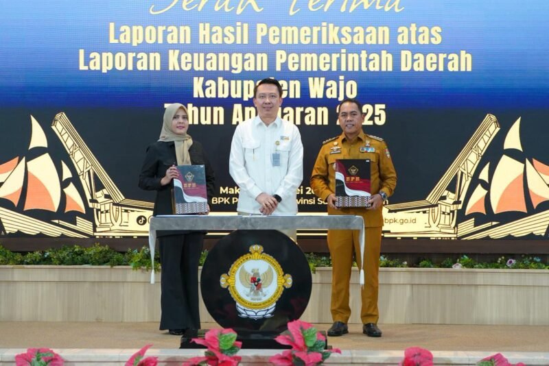 Pemerintah Kabupaten (Pemkab) Wajo kembali menorehkan prestasi gemilang dalam tata kelola keuangan daerah. Pemkab Wajo sukses meraih Opini Wajar Tanpa Pengecualian (WTP) dari Badan Pemeriksa Keuangan (BPK) RI atas Laporan Hasil Pemeriksaan (LHP) LKPD Tahun Anggaran 2025
