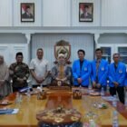 Wakil Wali Kota Makassar, Aliyah Mustika Ilham menerima audiensi dari Universitas Fajar terkait pelaksanaan Program KKN Berdampak Tahun 2026 yang mengusung orientasi pemberdayaan, inovasi, dan keberlanjutan di Ruang Rapat Wakil Wali Kota, Kantor Wali Kota Makassar, Jalan Ahmad Yani No. 2, Makassar, Jumat (29/5/2026)