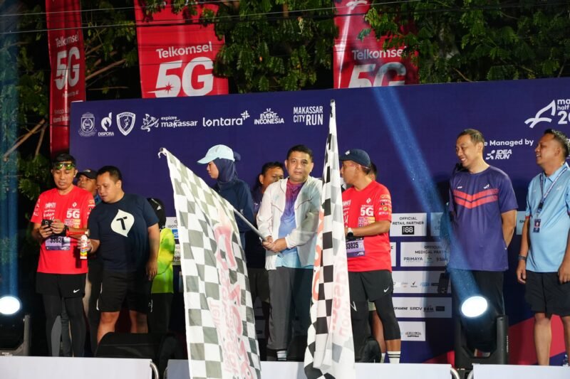 Wali Kota Makassar, Munafri Arifuddin, menghadiri hari terakhir pelaksanaan Makassar Half Marathon 2026, Minggu (31/5/2026)