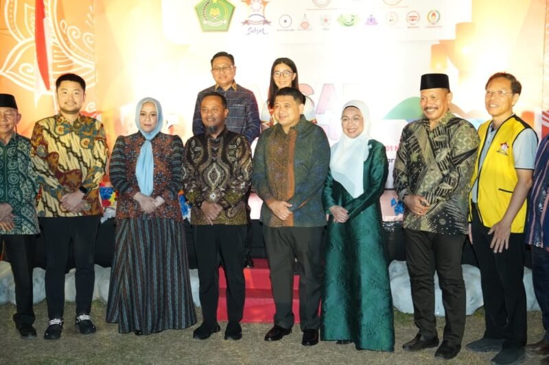 Wali Kota Makassar, Munafri Arifuddin, menghadiri kegiatan Sannipata Waisak dalam rangka Hari Trisuci Waisak 2570 BE/2026 yang diselenggarakan oleh Permabudhi dengan tema